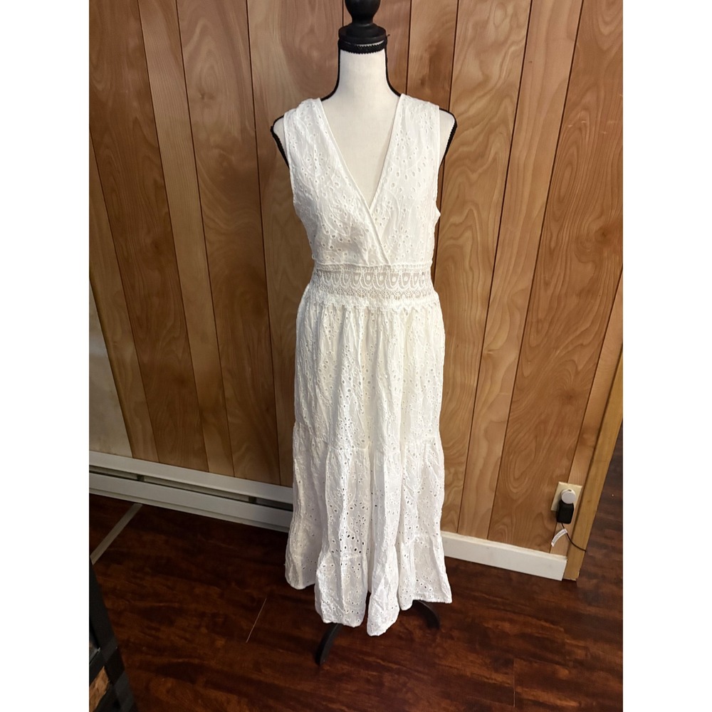 SHEIN White Eyelet Cotton Maxi Dress Sleeveless V-Neck Smocked Waist Large 8/10
